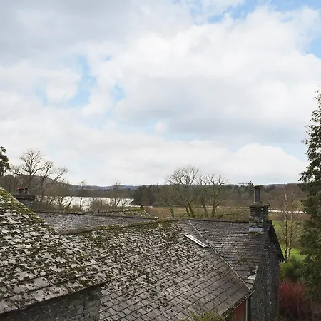 Highwood Holiday home